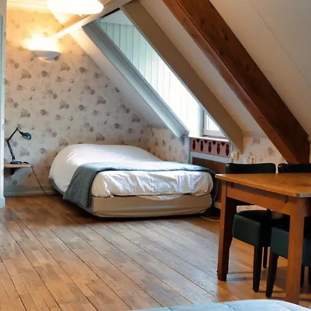 Uylenburg- Du Midi Hotel