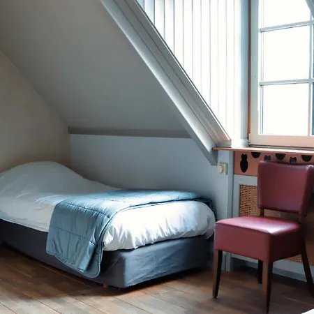 Uylenburg- Du Midi Hotel