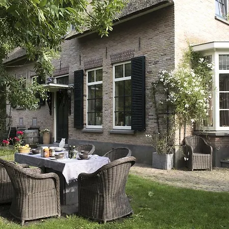 Hotel Uylenburg- Du Midi 3*