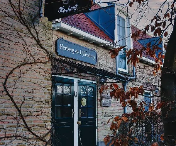 Uylenburg- Du Midi Hotel 3*